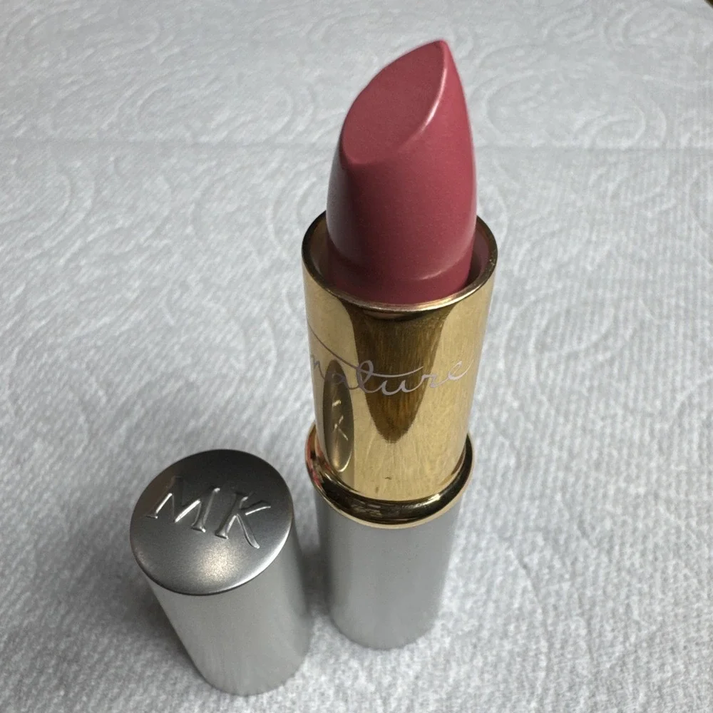New Mary Kay Signature Creme Lipstick Mauve Elegance #2678 Full Size